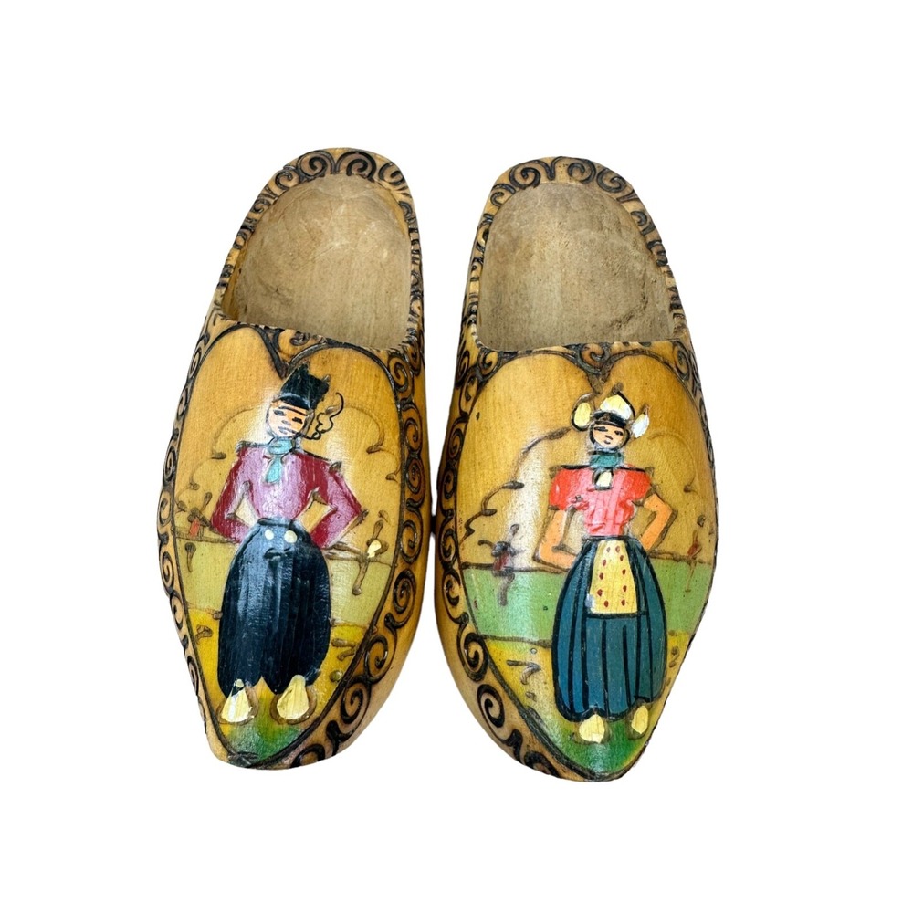 Vintage‎ Dutch Wooden Shoe Set Hand Painted Hand Carved Clogs ~ Holland